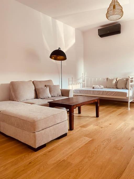 Dvojizbovy Apartman V Blizskom Centre Bardejova Exterior foto